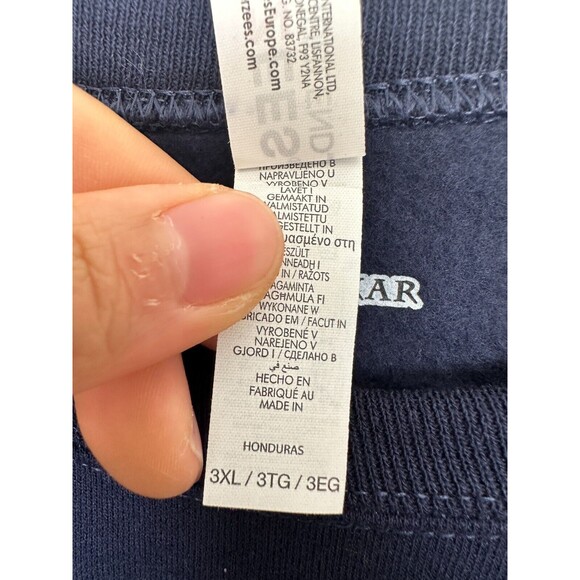 Disney Monsters Inc Scary Christmas Crewneck Sweater Navy XXXL 3XL Unisex NEW - Picture 4 of 7